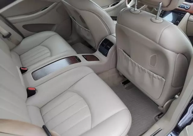 MERCEDES-BENZ CLS 350 CGI 7G-TRONIC Grand Edition