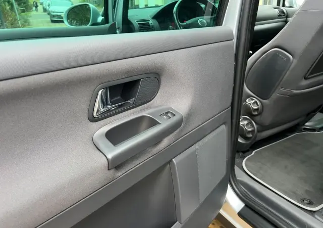 VOLKSWAGEN Sharan 2.0 Comfortline Family