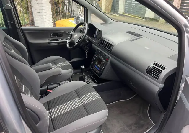VOLKSWAGEN Sharan 2.0 Comfortline Family