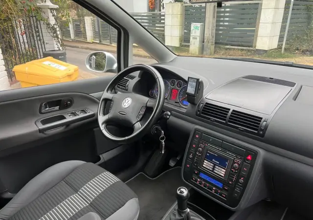 VOLKSWAGEN Sharan 2.0 Comfortline Family