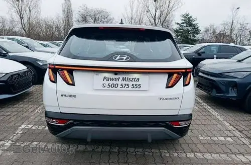 HYUNDAI Tucson 
