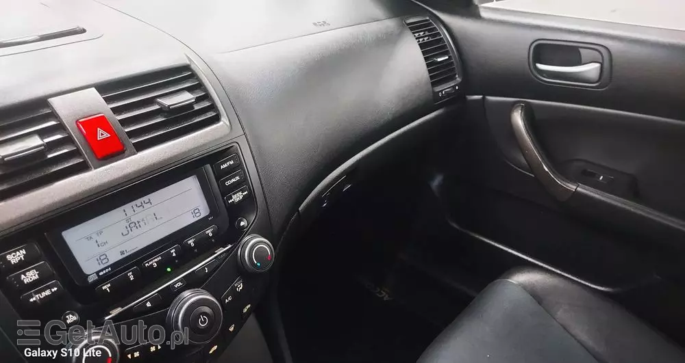 HONDA Accord 2.0 Executive Nav