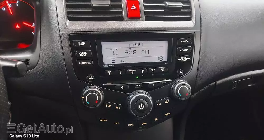 HONDA Accord 2.0 Executive Nav