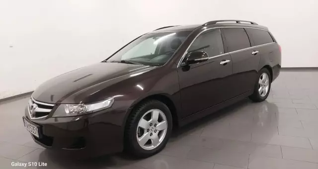 HONDA Accord 2.0 Executive Nav