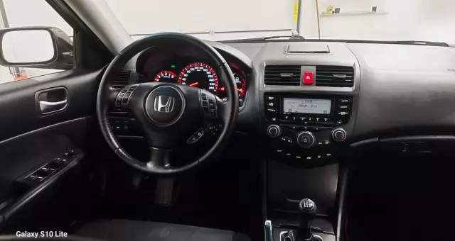 HONDA Accord 2.0 Executive Nav