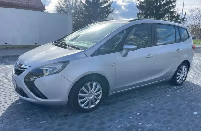OPEL Zafira 
