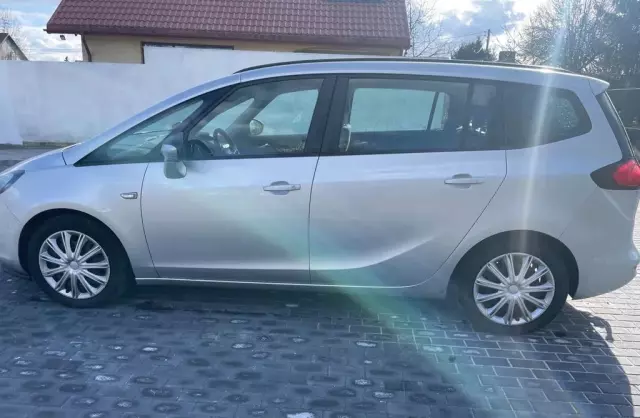 OPEL Zafira 