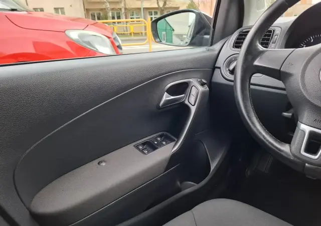 VOLKSWAGEN Polo 1.2 Blue Motion Technology Trendline