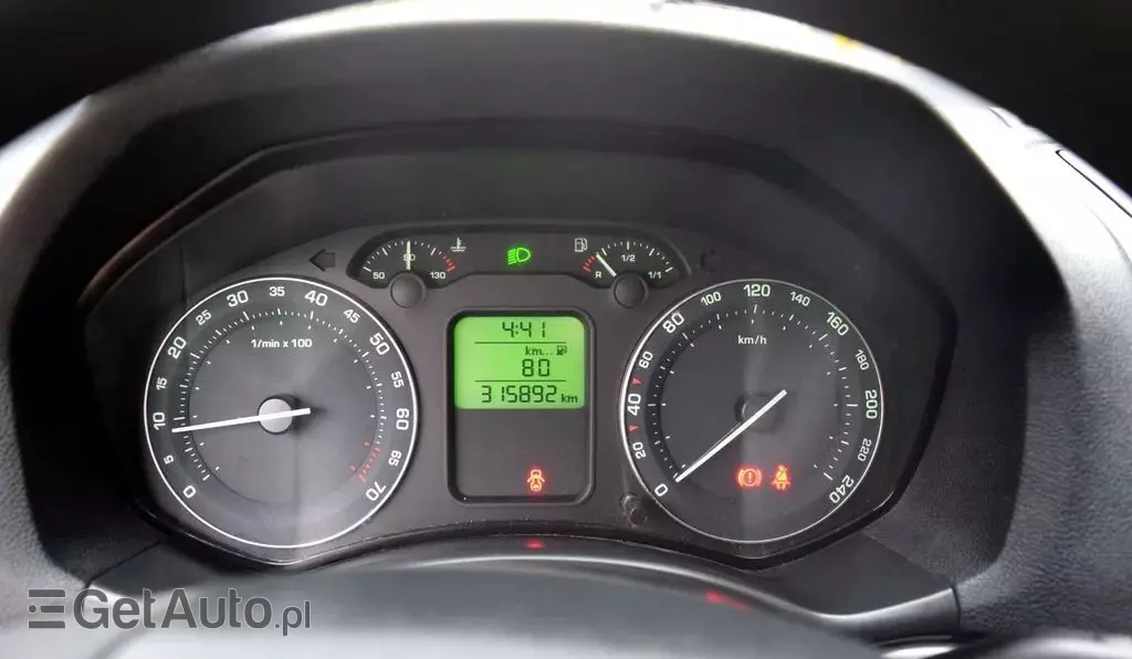SKODA Octavia 