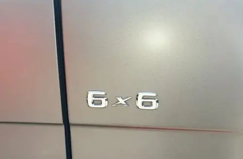 MERCEDES-BENZ Klasa G 63 AMG 6x6 