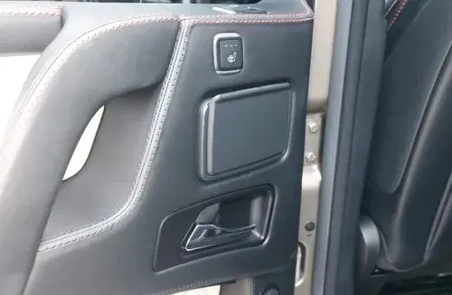 MERCEDES-BENZ Klasa G 63 AMG 6x6 