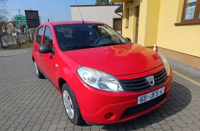 DACIA Sandero 