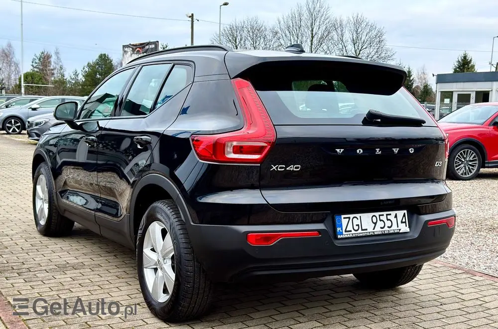 VOLVO XC 40 D3 Momentum