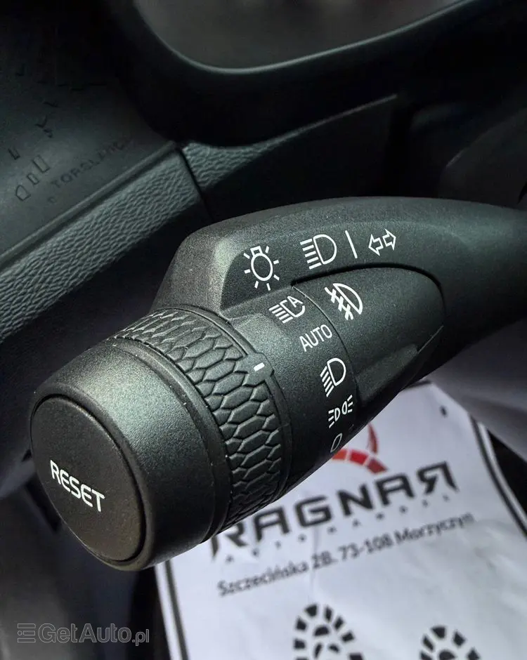 VOLVO XC 40 D3 Momentum