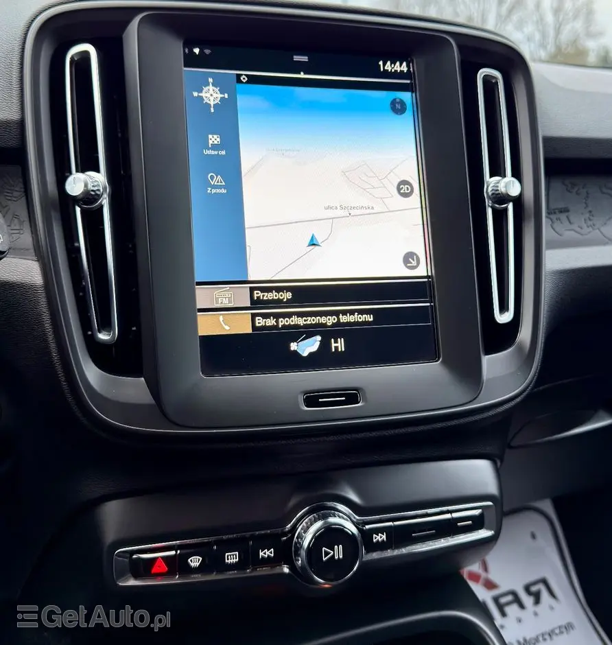 VOLVO XC 40 D3 Momentum