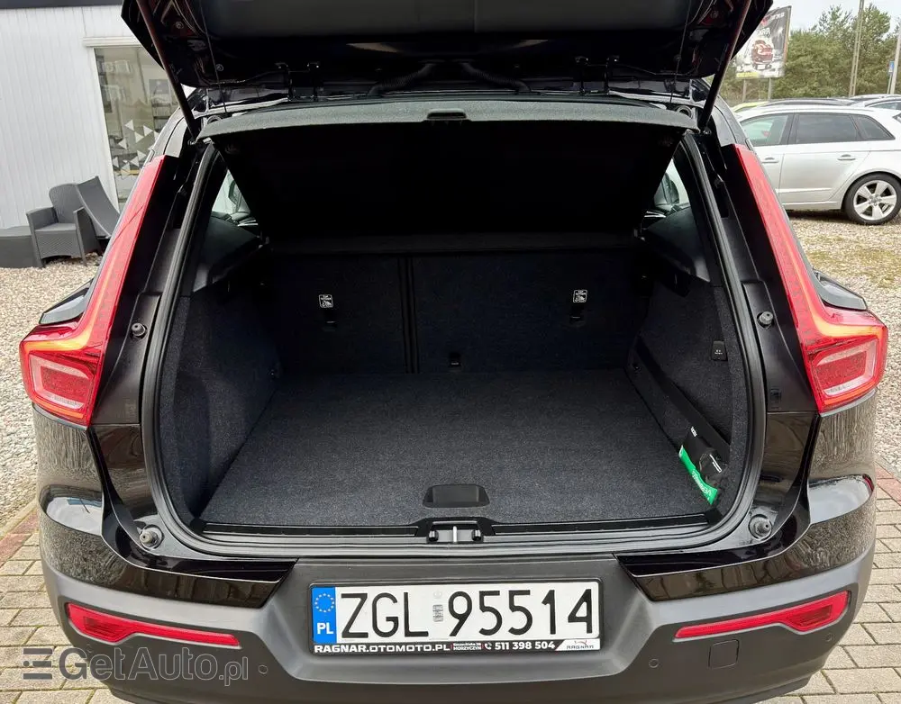 VOLVO XC 40 D3 Momentum