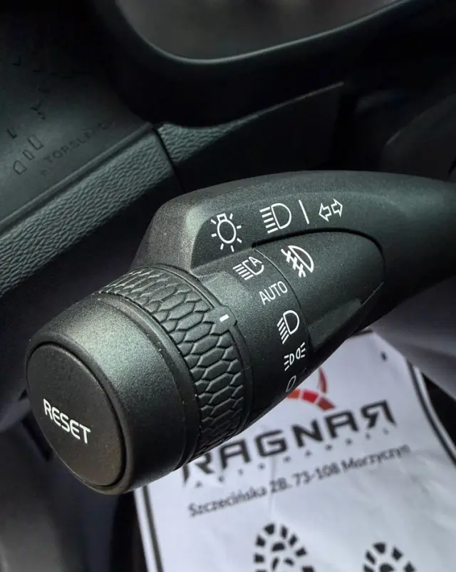 VOLVO XC 40 D3 Momentum