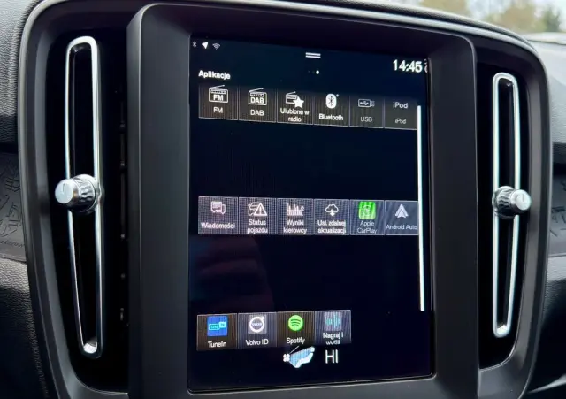 VOLVO XC 40 D3 Momentum