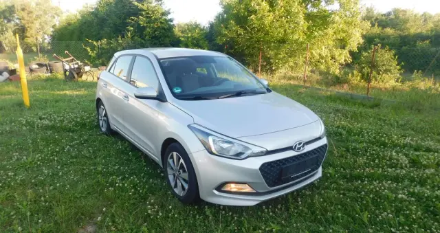 HYUNDAI I20 1.2 Classic Plus