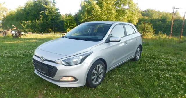 HYUNDAI I20 1.2 Classic Plus