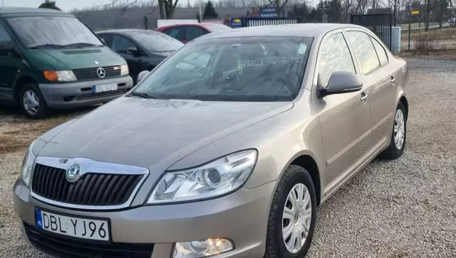 SKODA Octavia 