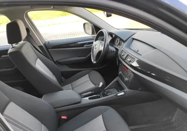 BMW X1 SDrive18i Sport Line