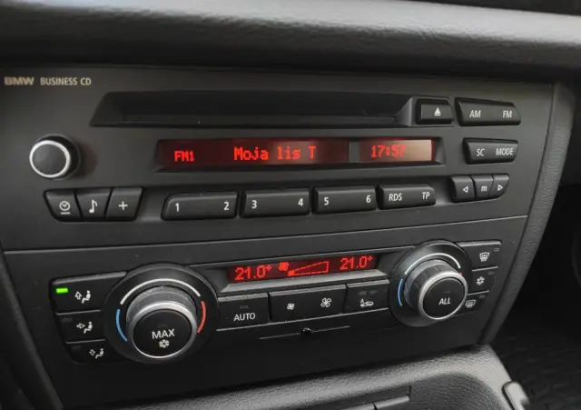 BMW X1 SDrive18i Sport Line