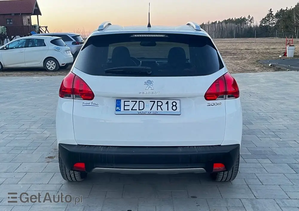 PEUGEOT 2008 120 VTI Business-Line