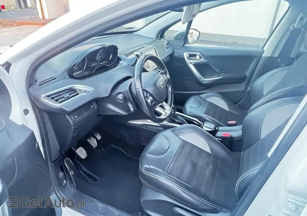 PEUGEOT 2008 120 VTI Business-Line