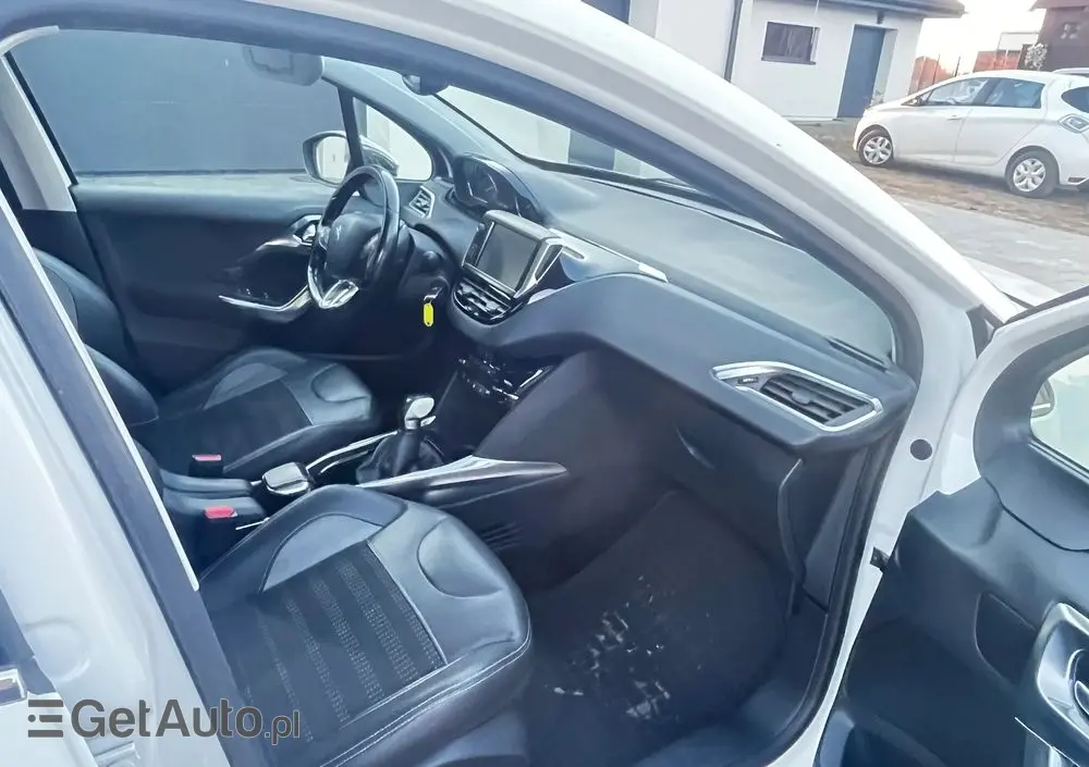 PEUGEOT 2008 120 VTI Business-Line