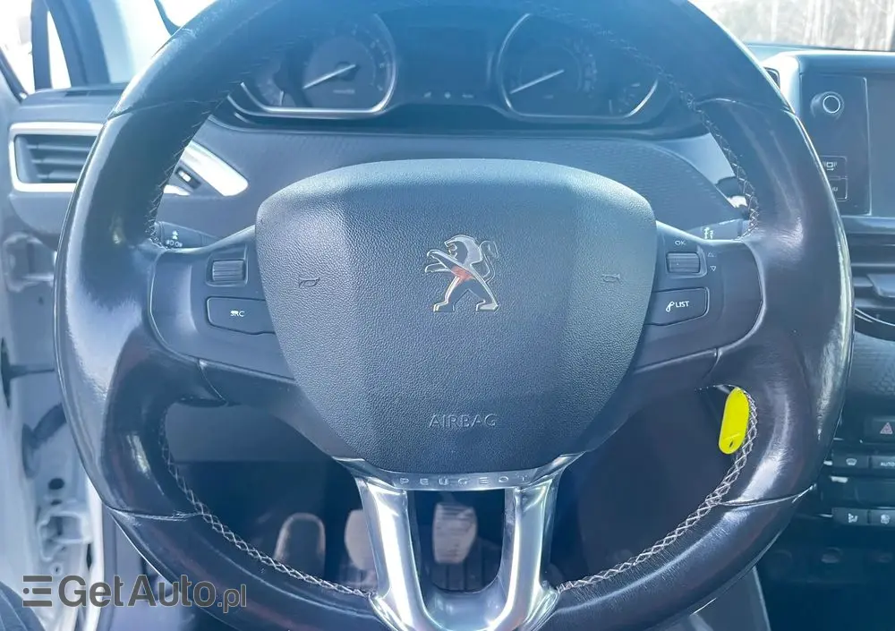 PEUGEOT 2008 120 VTI Business-Line