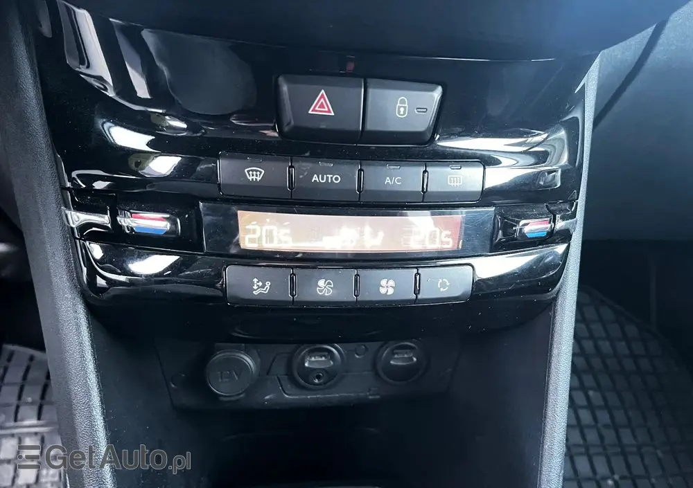 PEUGEOT 2008 120 VTI Business-Line