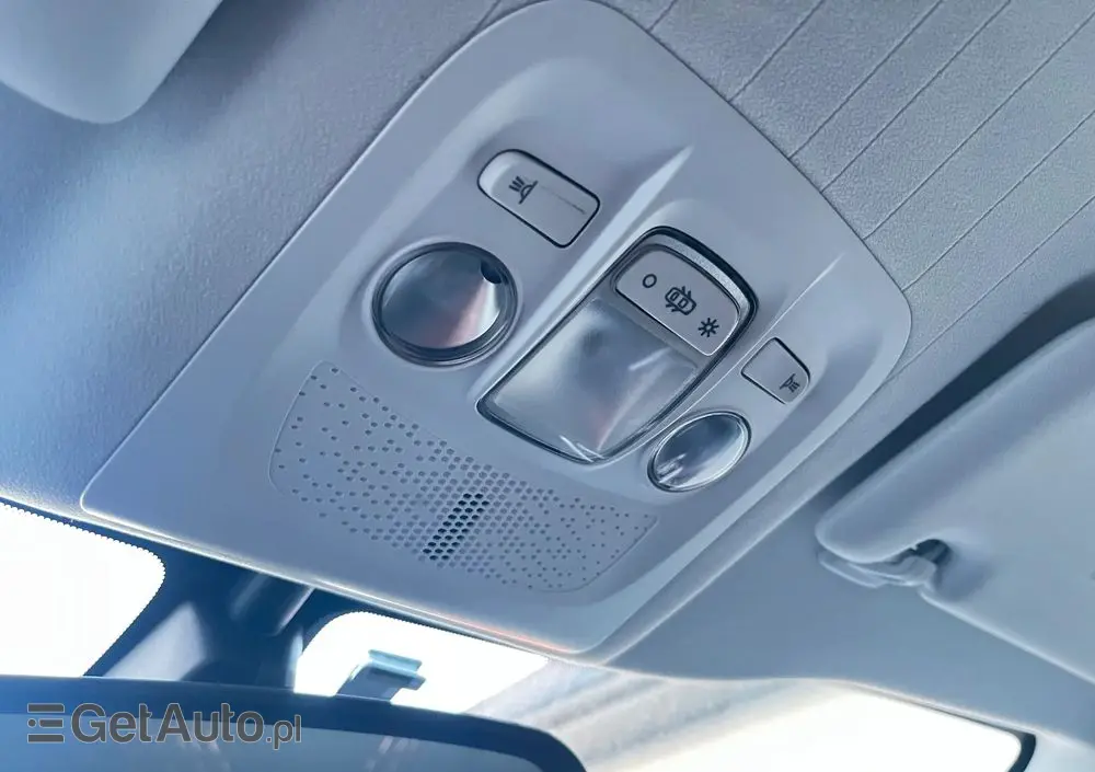 PEUGEOT 2008 120 VTI Business-Line