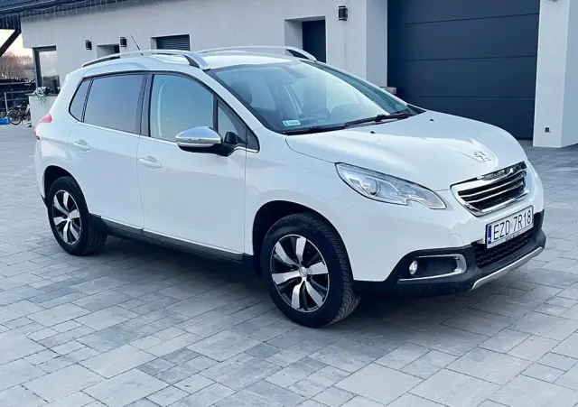 PEUGEOT 2008 120 VTI Business-Line