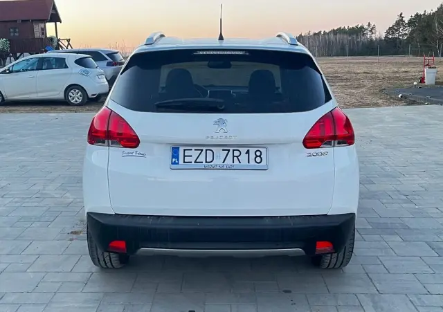 PEUGEOT 2008 120 VTI Business-Line