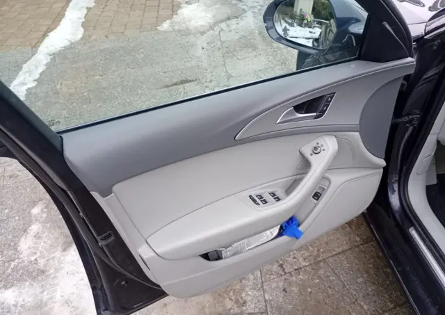 AUDI A6 Limousine 2.0 TDI