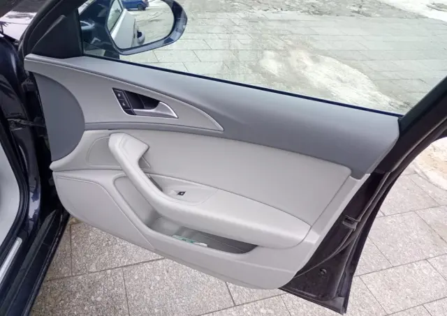 AUDI A6 Limousine 2.0 TDI