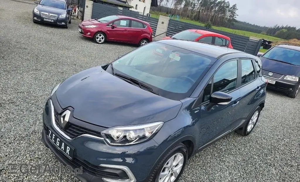 RENAULT Captur 