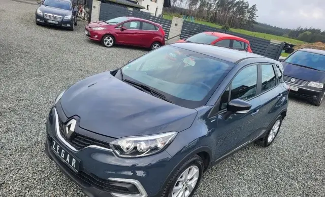 RENAULT Captur 