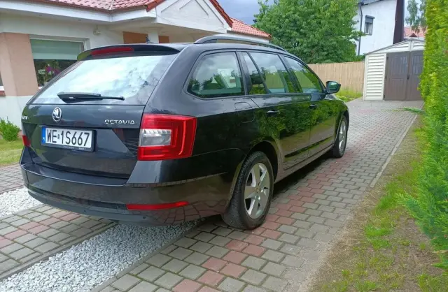 SKODA Octavia 