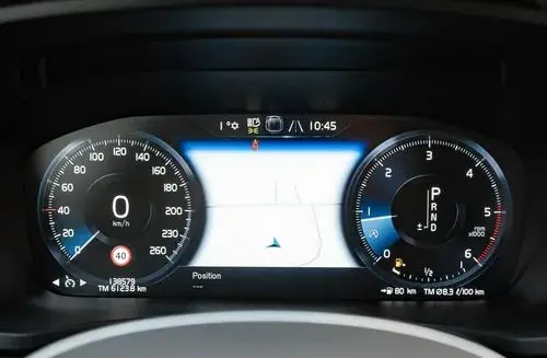 VOLVO V60 Cross Country 