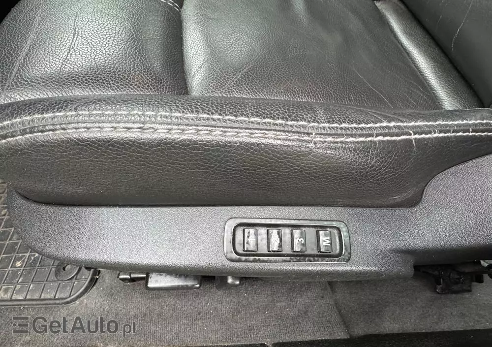 CADILLAC BLS 1.9 D Sport Luxury