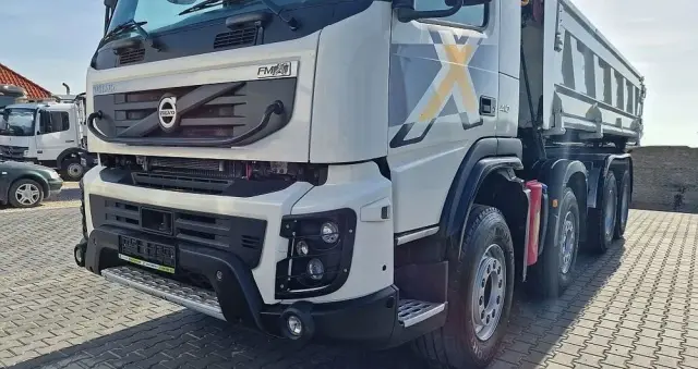 VOLVO Fmx 410 8x4 Kiper Hydroburta Wywrot Nowe Opony 