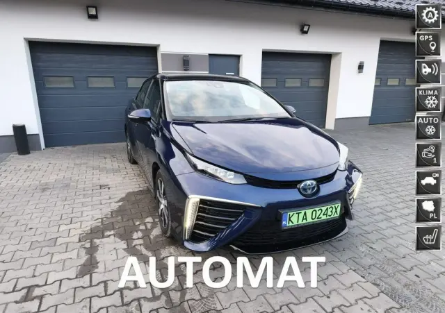 TOYOTA Mirai 