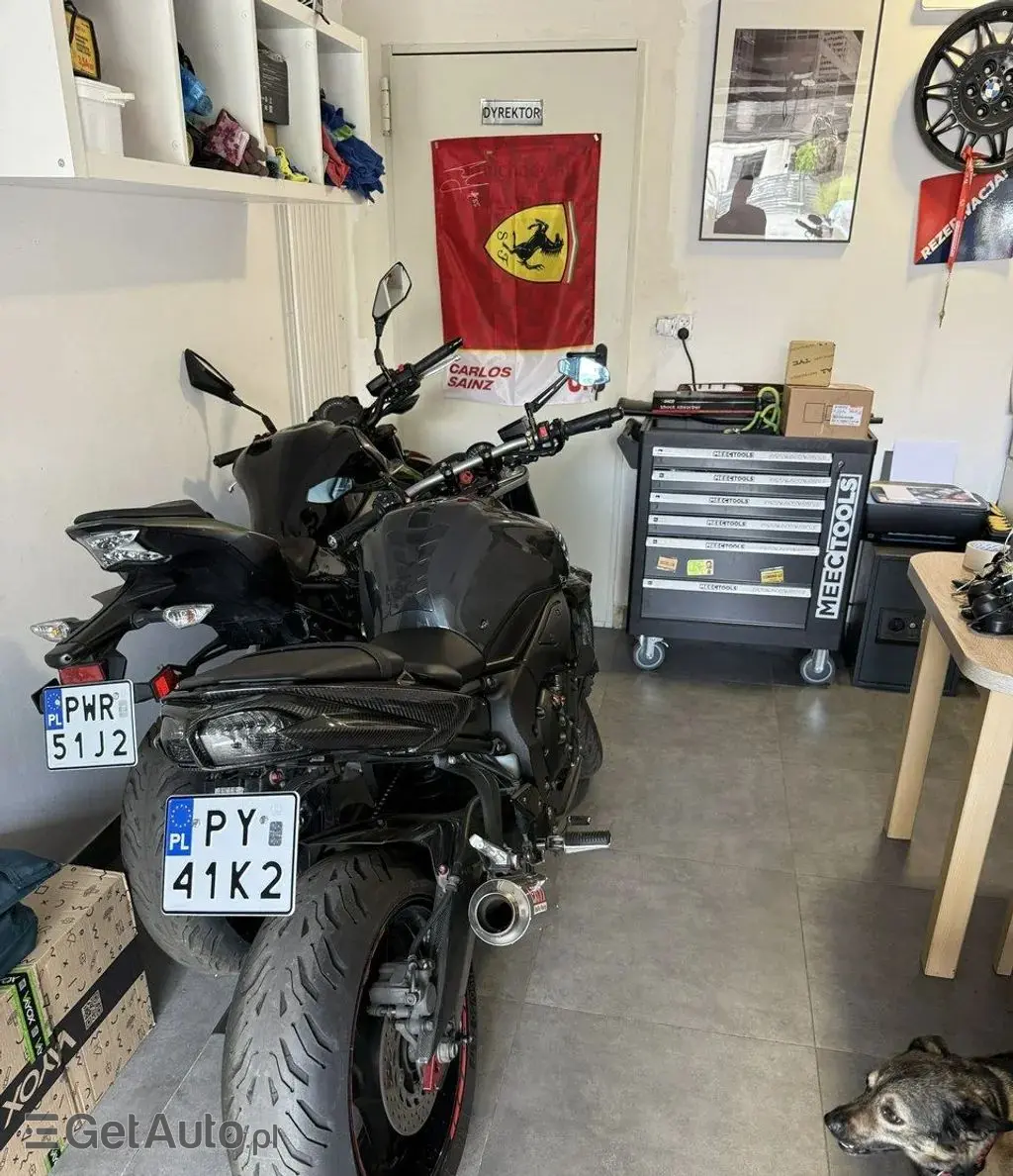 YAMAHA Fz 