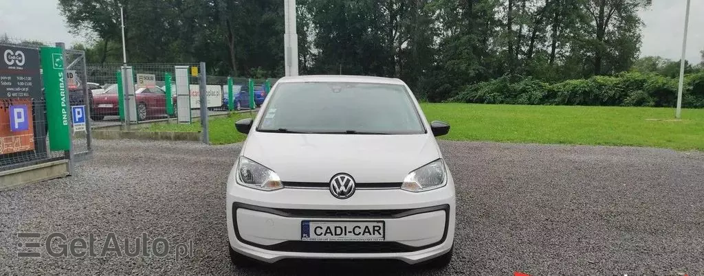 VOLKSWAGEN Up! 