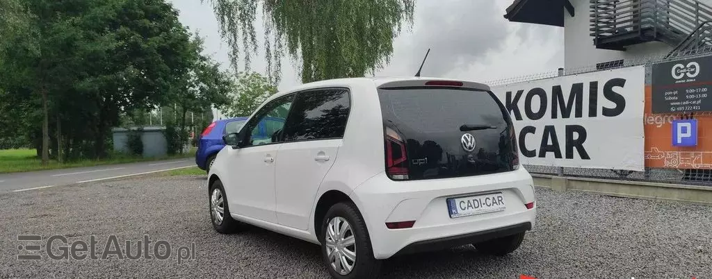 VOLKSWAGEN Up! 