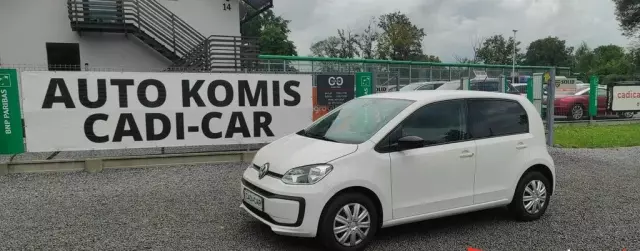VOLKSWAGEN Up! 