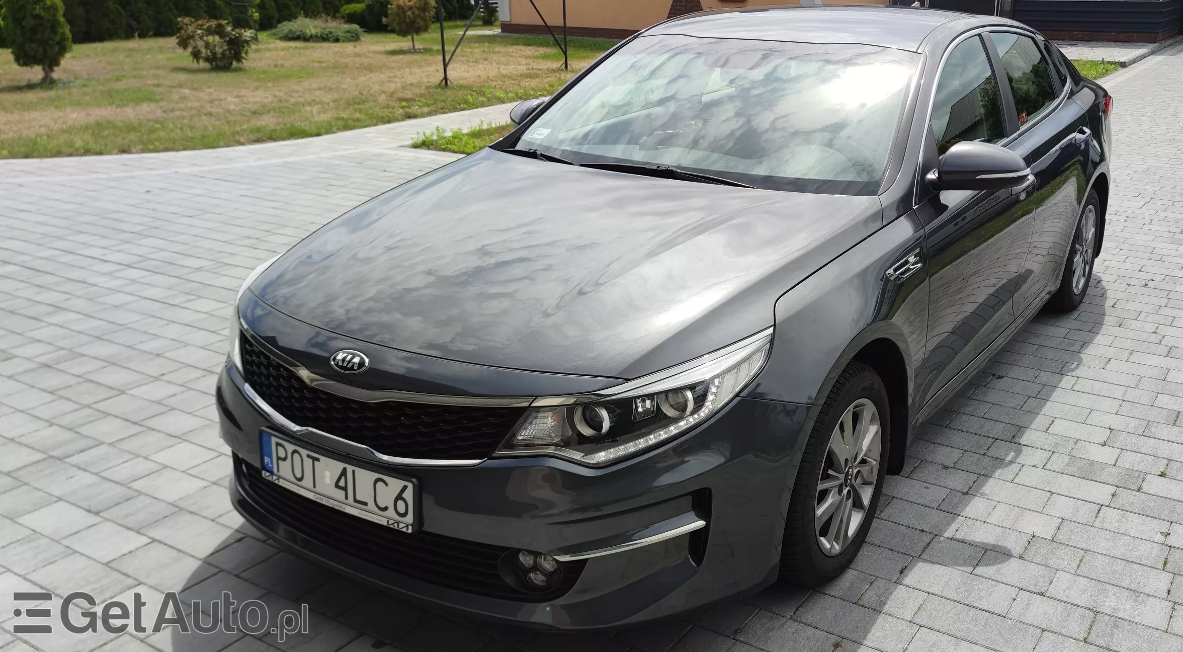 KIA Optima M