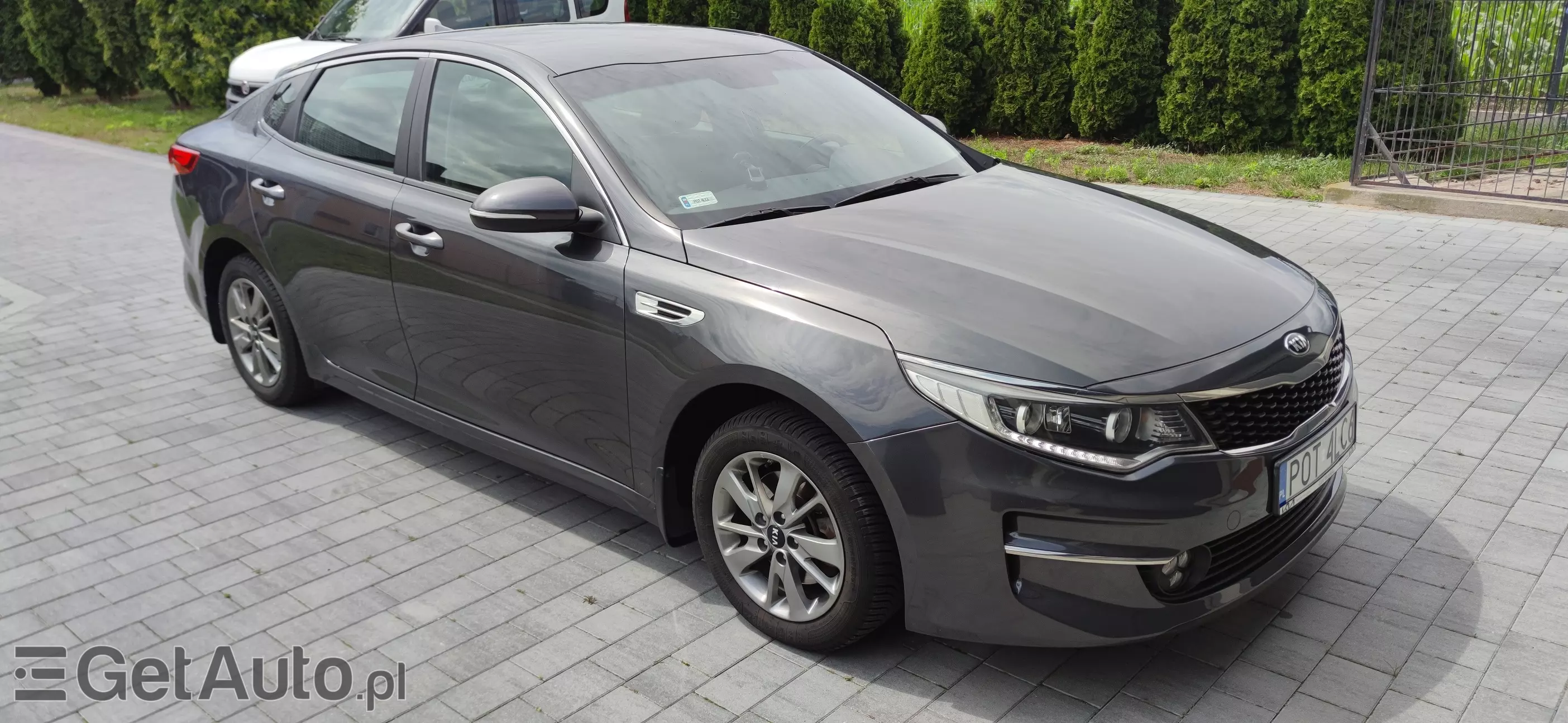 KIA Optima M